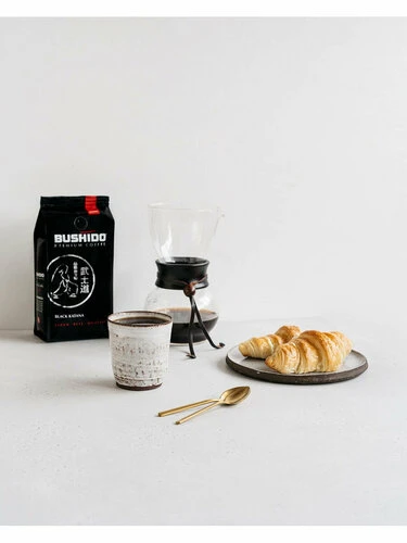 Хотите начать день с идеального кофе? ☕
Делюсь с вами потрясающим кофе в зёрнах — Bushido Red Katana