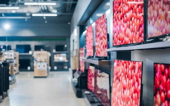 В России существенно выросли продажи телевизоров с большим экраном. На отдельных площадках спрос уве