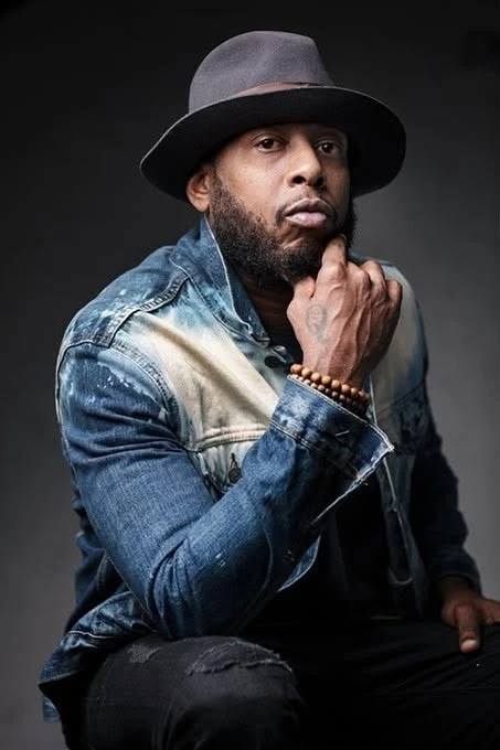 Главный фанат 2Pac Talib Kweli поделился в соцсетях колонкой рэпера и активиста Tef Poe...