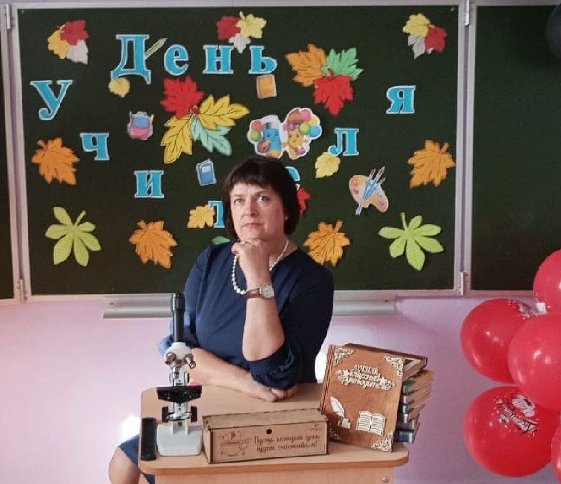 Хотим поздравить учителя начальных классов Ашпанской школы Вагапову Ольгу Геннадьевну!