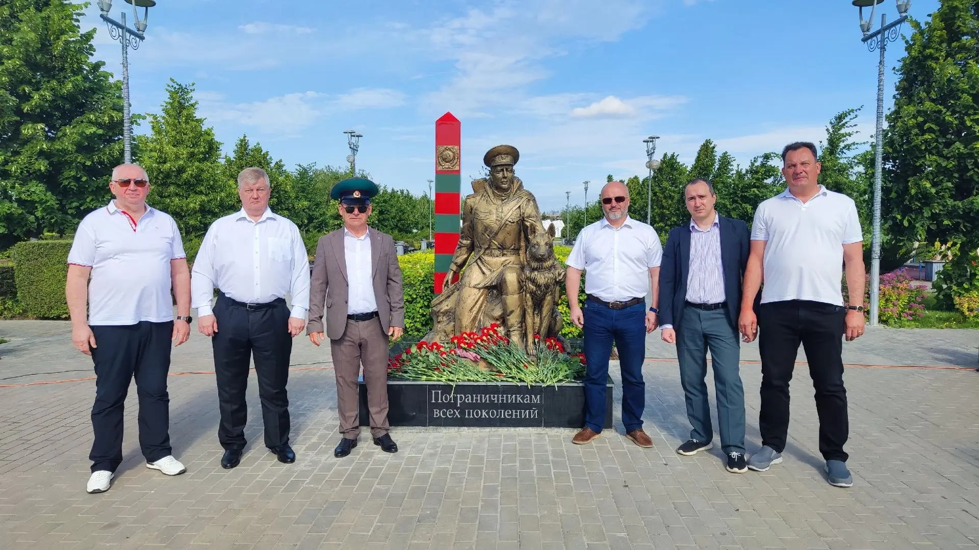 Астраханские энергетики приняли участие в чествовании пограничников