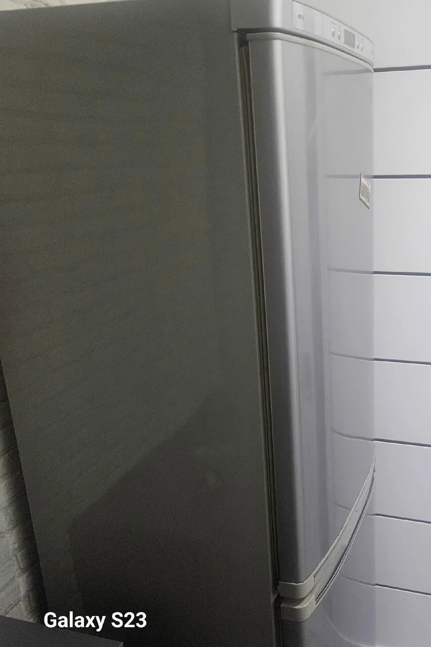 Продам холодильник Samsung, б/у, Макеевка, 5000 руб.