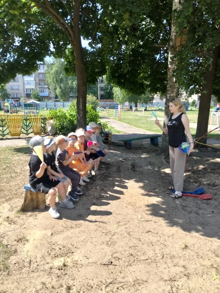 🌬️ Волшебство ветра:  простой эксперимент для  маленьких  исследователей! 🌬️

Сегодня наши дети ср