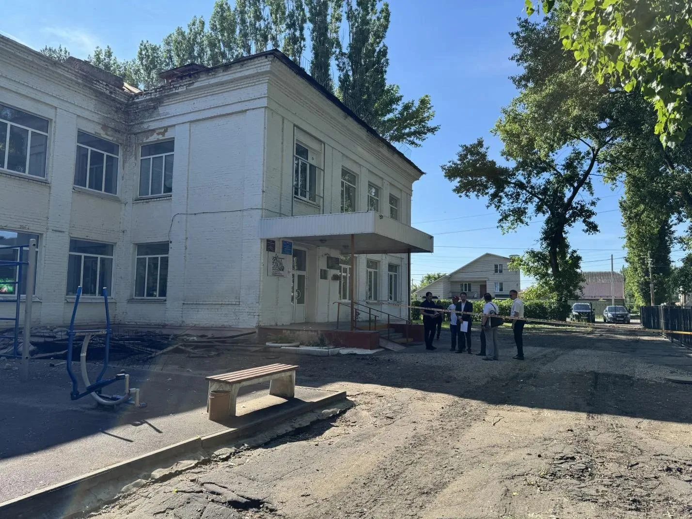 В БЫВШЕЙ ШКОЛЕ НОМЕР 6 (ВТОРОЙ КОРПУС ГИМНАЗИИ ГАРНАЕВА) НАЧАЛСЯ КАПИТАЛЬНЫЙ РЕМОНТ