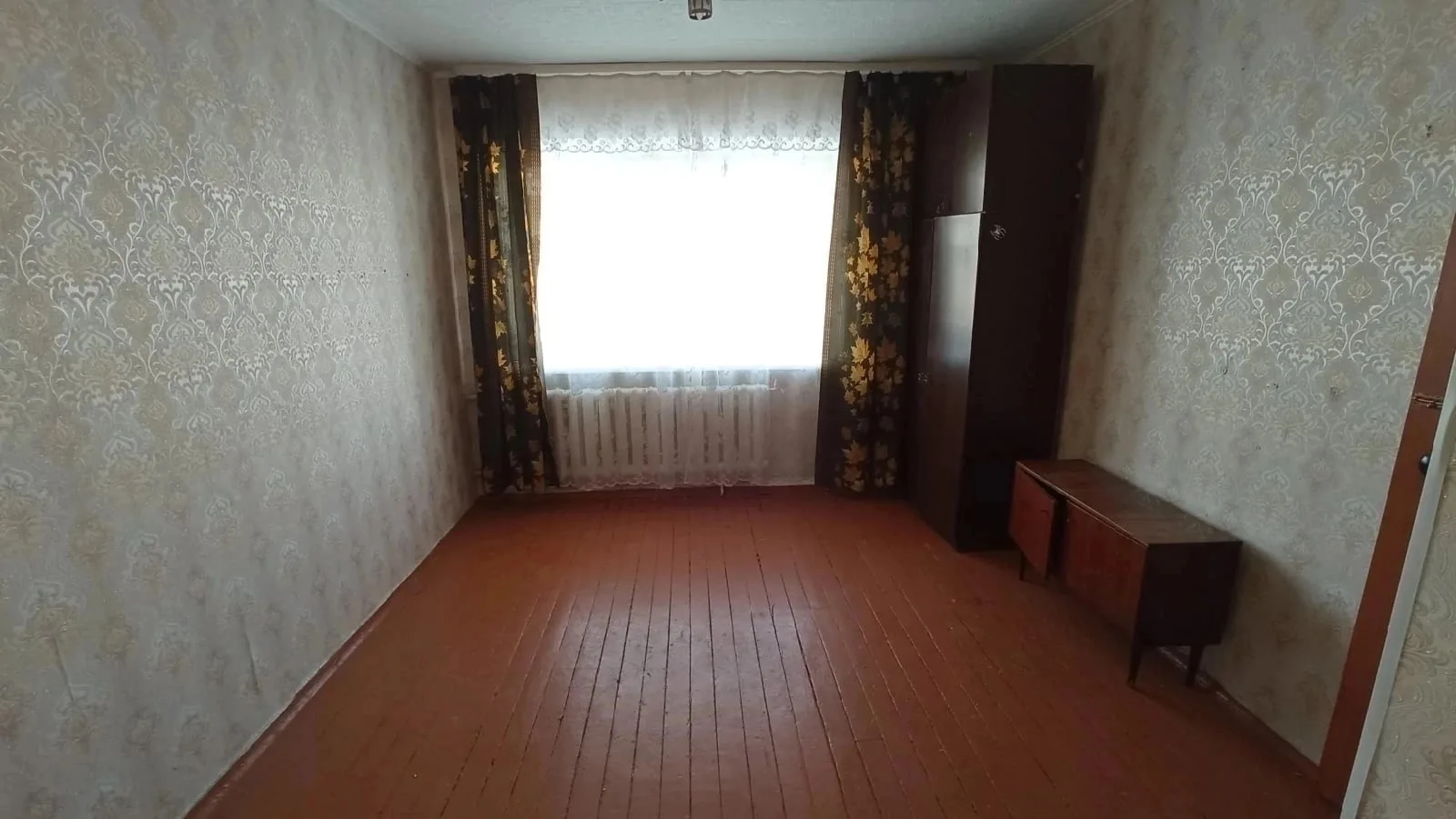 Сдаю КГТ Коли Мяготина 44, 18кв. 3/5 этаж. Пустая!!! 12000 всё включено. 89025971474