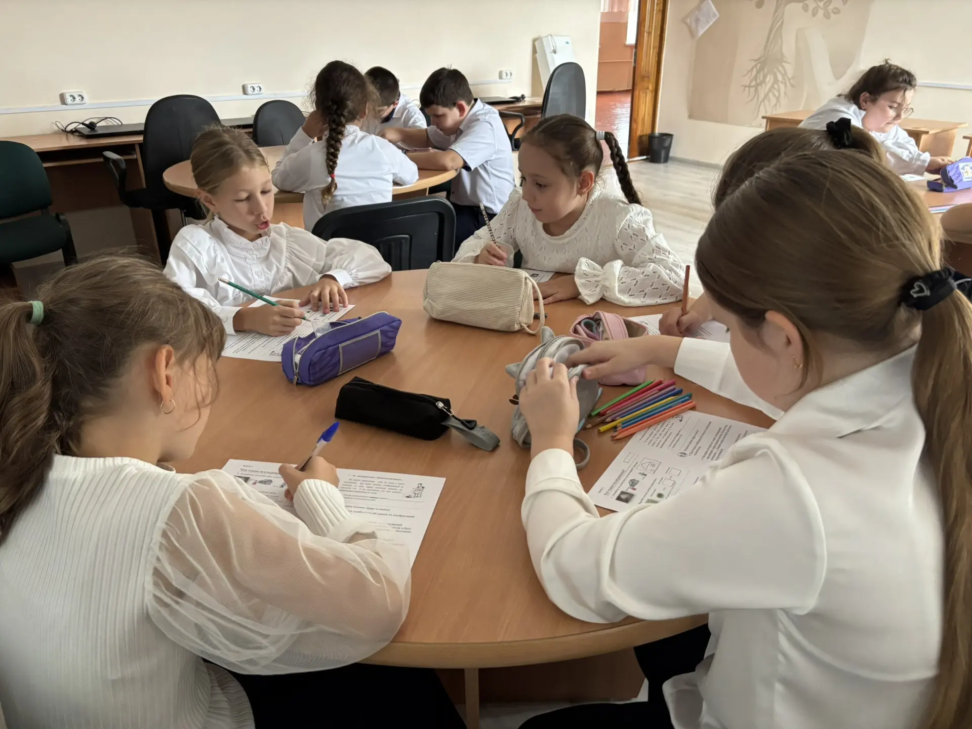 🔬 «Что такое исследование»: первое погружение в мир науки с кружком «Я‑исследователь»! 🔬
