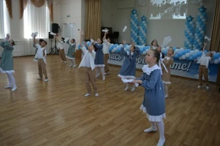 В нашей школе прошёл праздничный концерт, посвящённый Дню Победы в Великой Отечественной войне. Это 