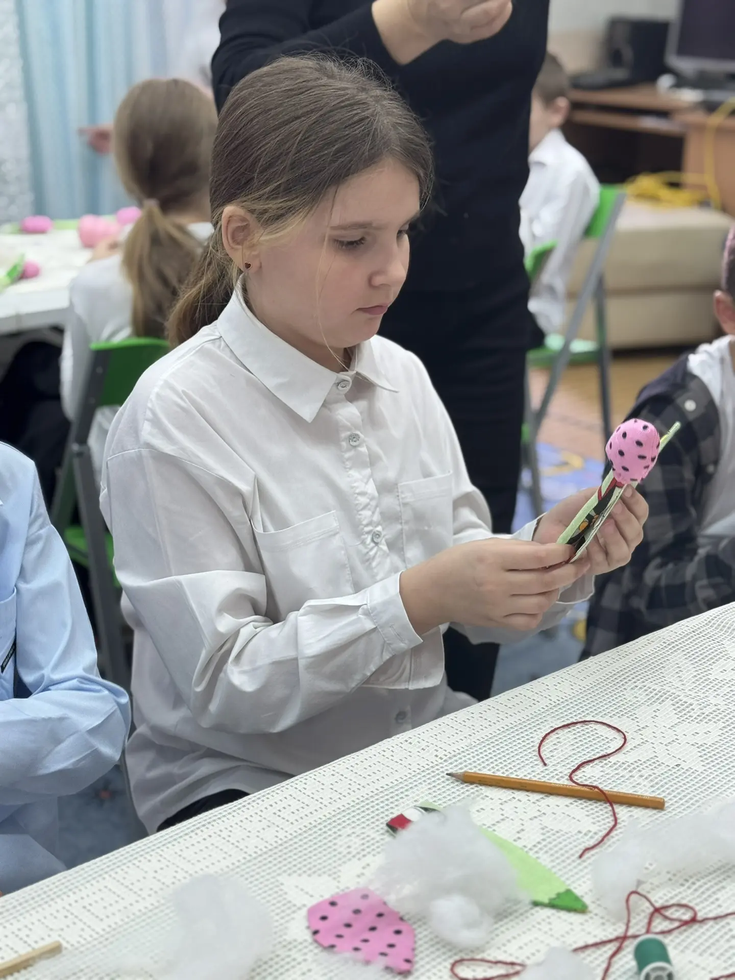 ✨ Ученики 3 «В» побывали на «Школе мастеров» — и это было волшебно! ✨  Ребята посетили мастер‑класс,