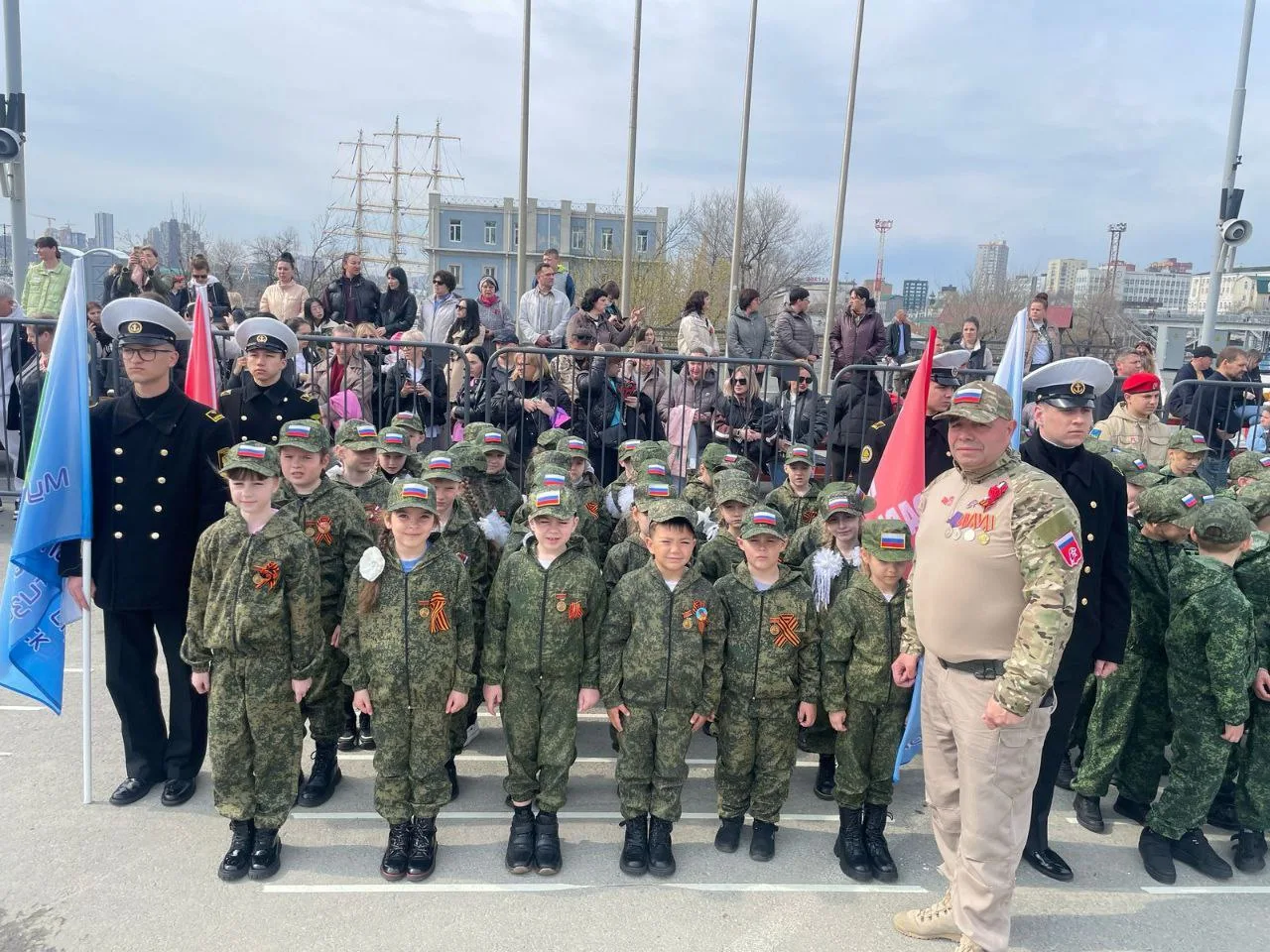 Солдаты военного ополчения