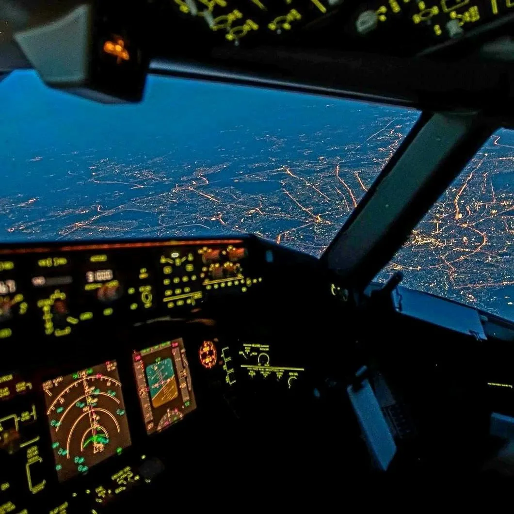 Москва в иллюминаторе видна... ✈️