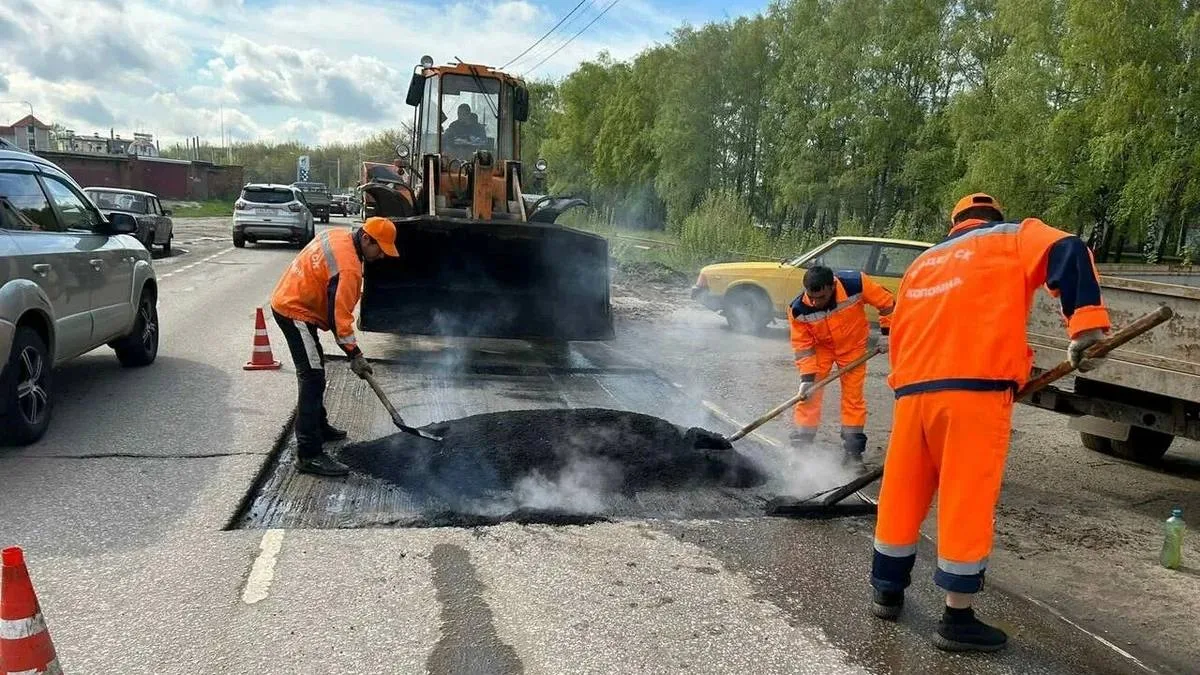 🛣 В Самарской области в этом году отремонтируют 137 км дорог и 17 мостов.

Работы идут по нацпроект