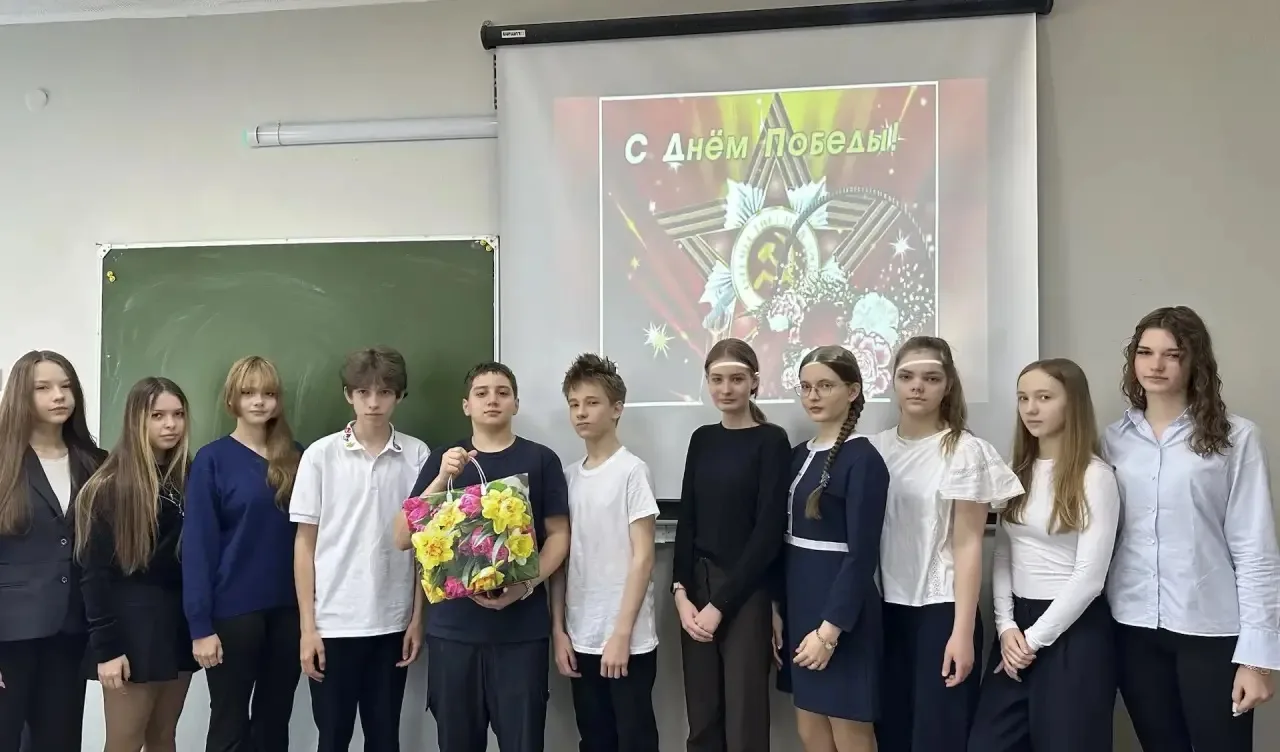 🕊️🌹 «Память жива: пока мы помним — мы непобедимы»  В День Победы, когда воздух наполнен трепетом и г