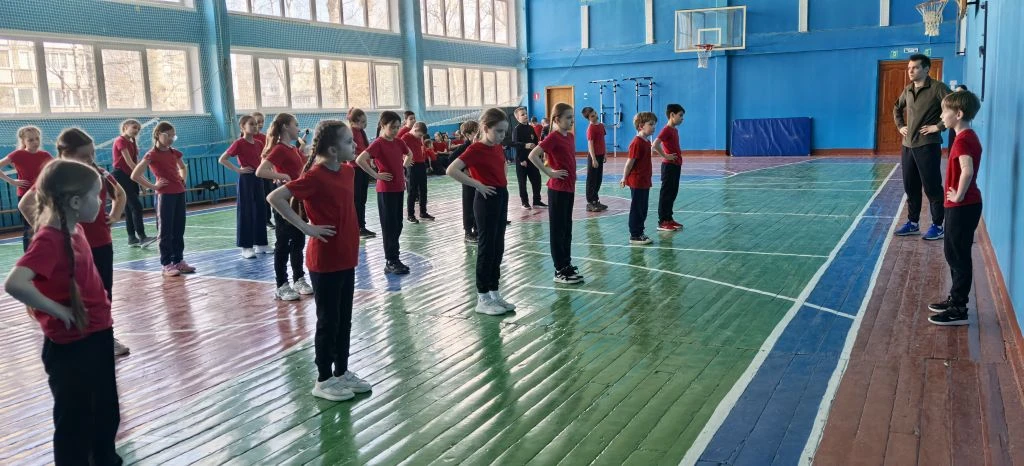 Сегодня, в завершающий день Недели молодого педагога, провели уроки Албутов Н.В. и Митрофанова Р.З. 