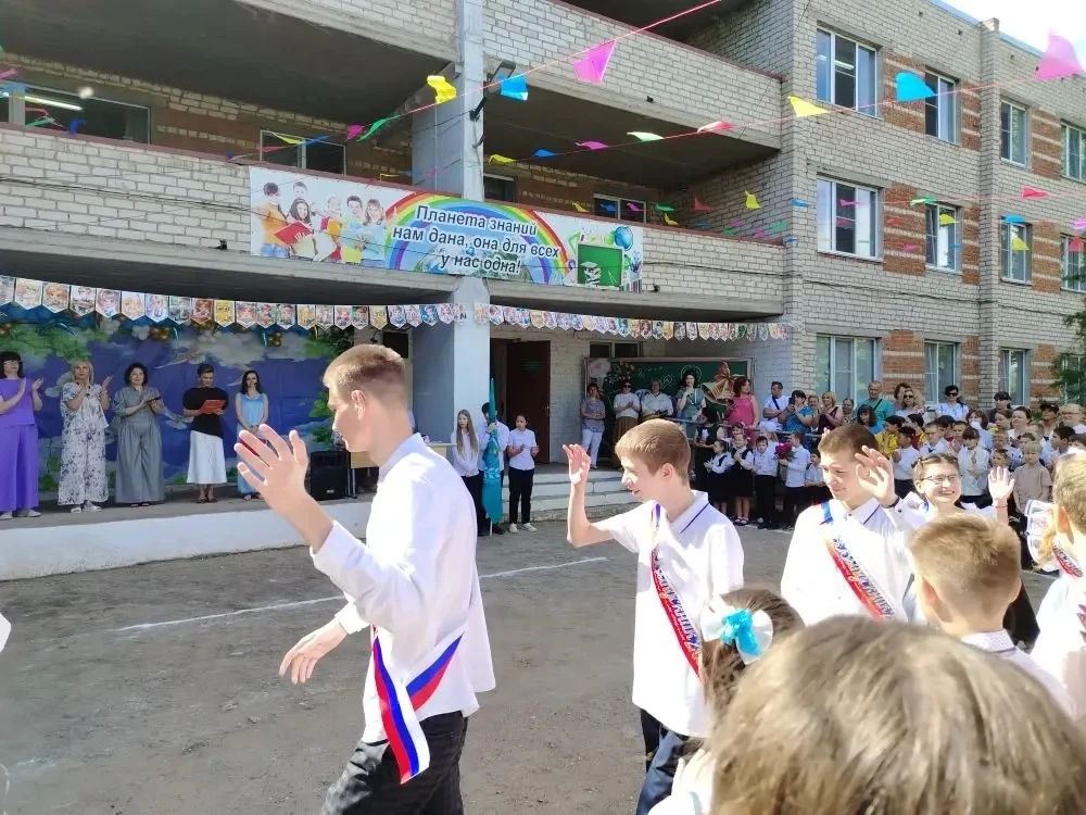 🔔Последний звонок -2026

Вот и отзвенел Последний звонок!Учебный год подошёл к завершению , а наши 
