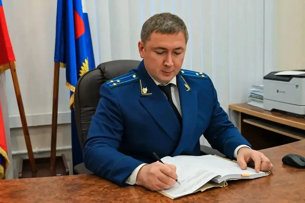 Курьера подозревают в краже более миллиона рублей у пенсионерки

Прокуратура Боровского округа напра