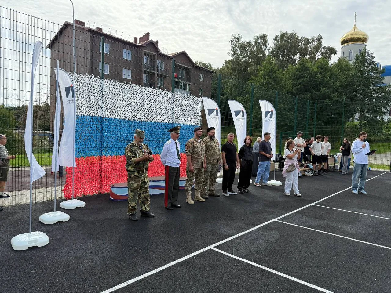 В последнее воскресенье лета на спортивной площадке в Пионерском на Калининградском шос...