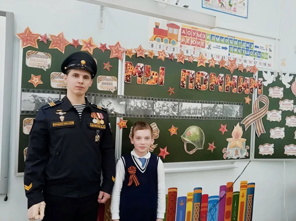 В преддверии Великой Победы в нашей школе прошла акция «Диалоги с Героями»