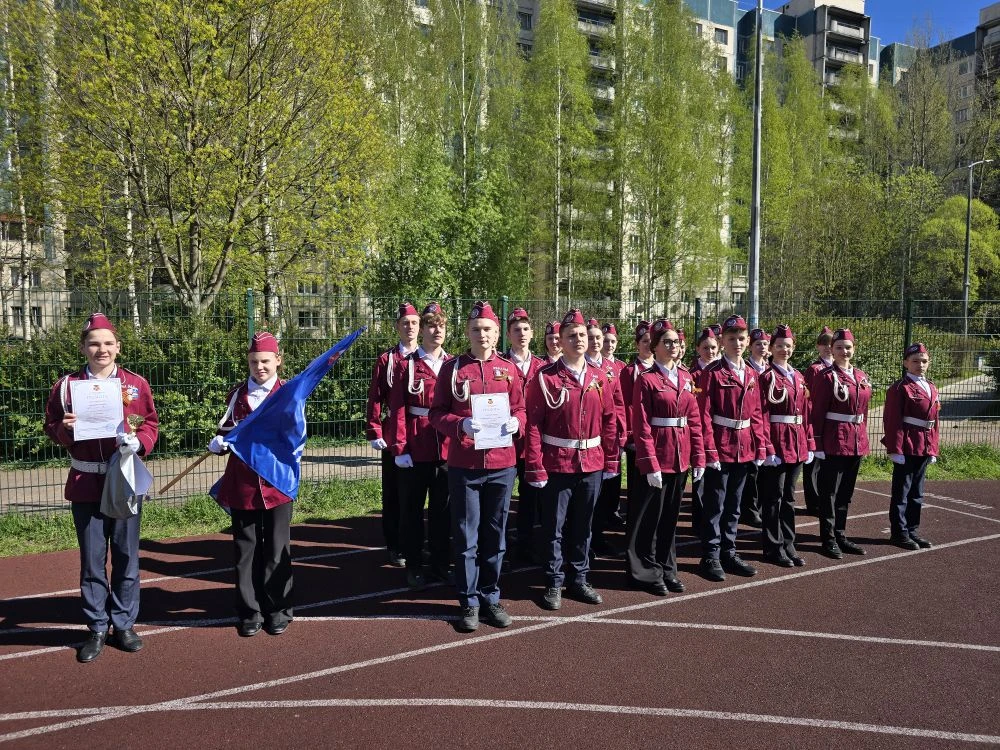 🎖️ Наши юнармейцы — в тройке лучших! 🎖️   6 мая состоялся XIV «Смотр юнармейских команд» среди школ,