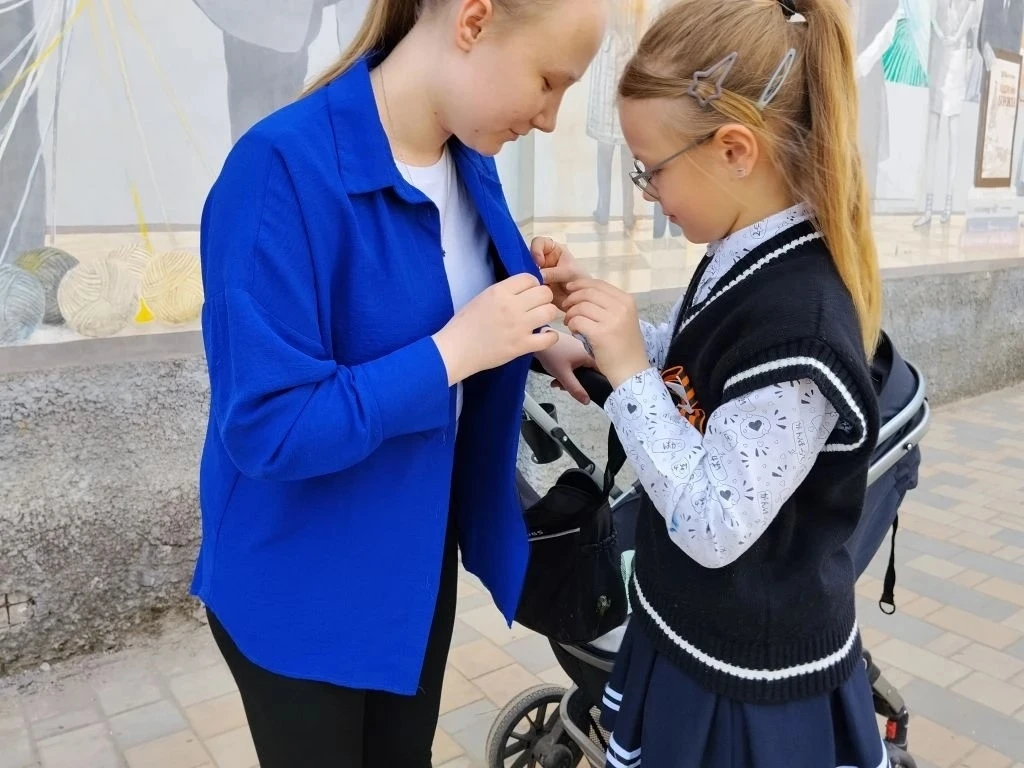Раздаем тепло и гордость своими руками: акция «Георгиевская ленточка»  Празднование Дня Победы – это