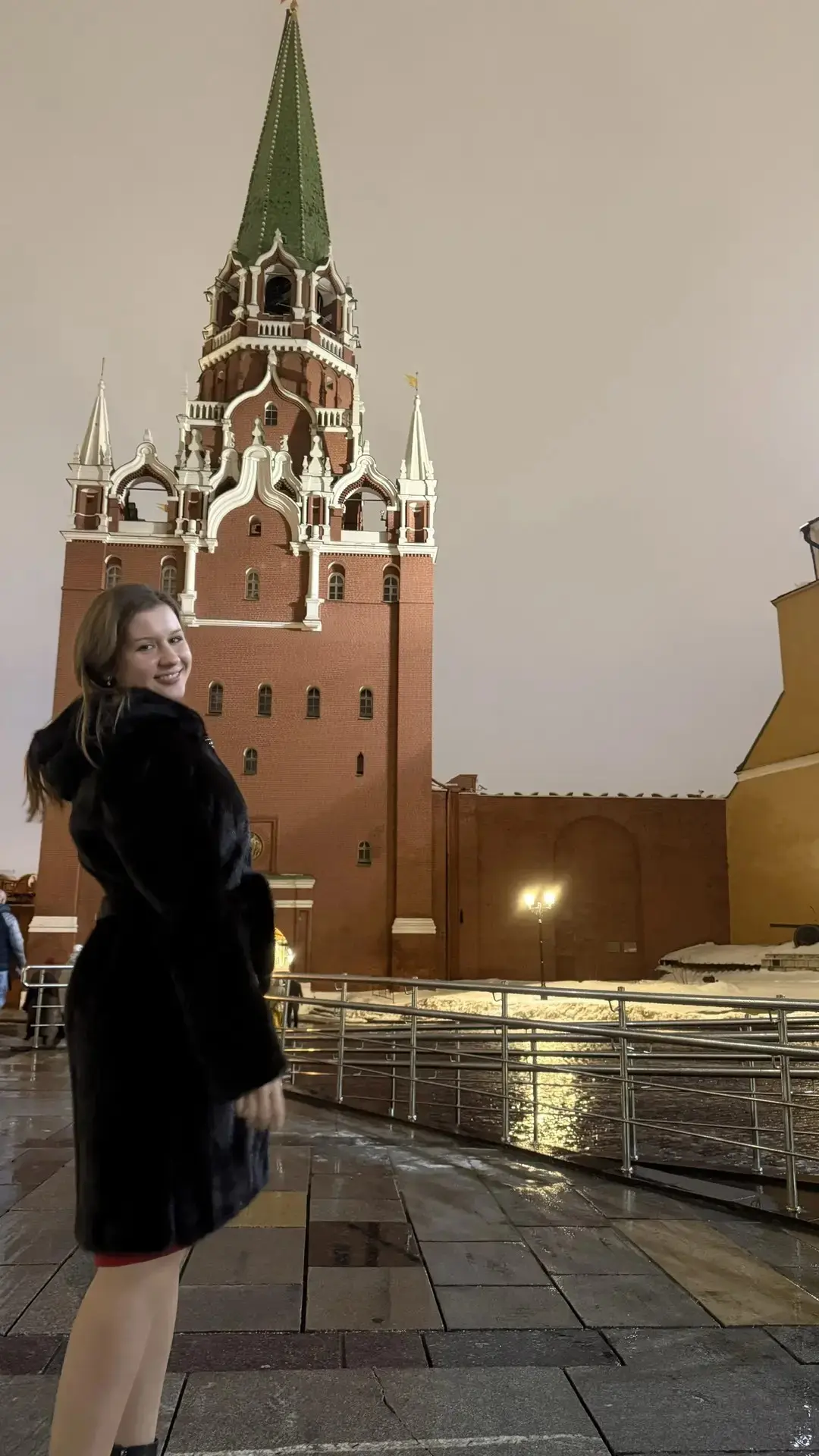 Всех жителей столицы России поздравляем с