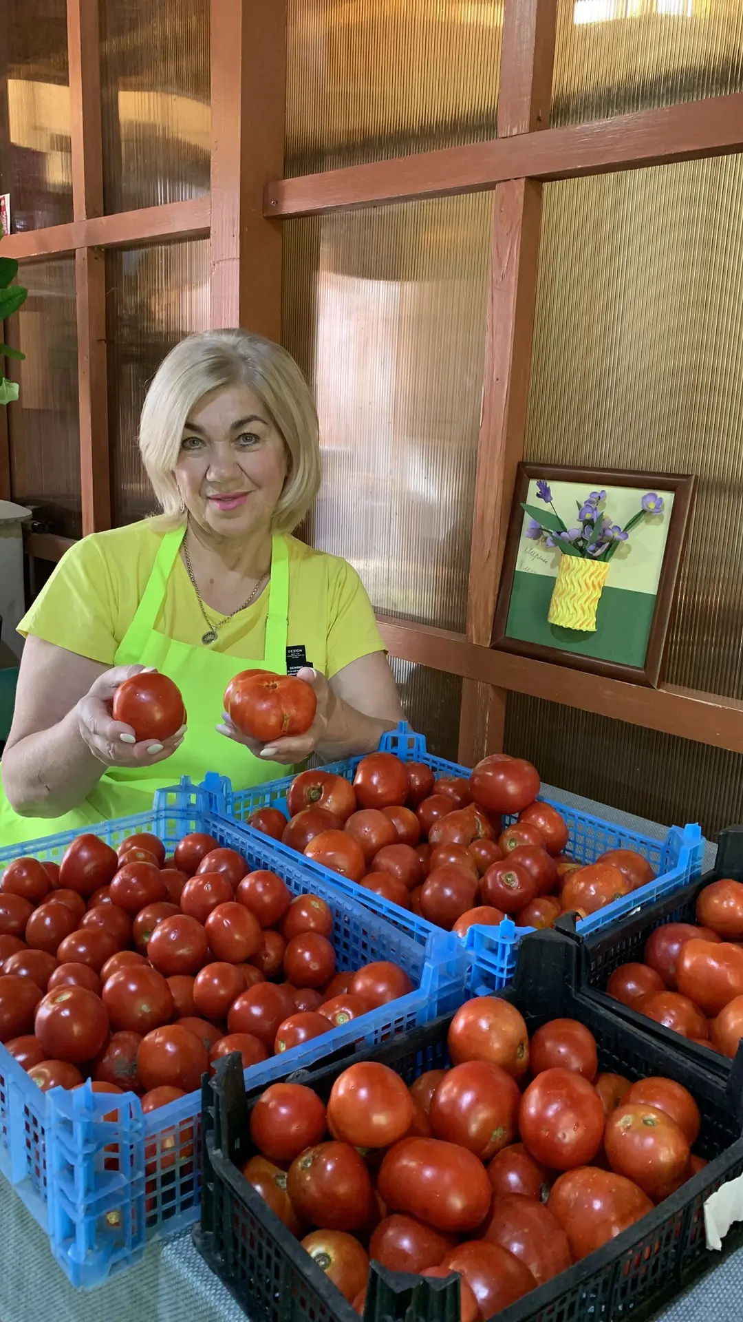 Томат на зиму для борща готов, получился вкусный, красный кисло-сладкий.