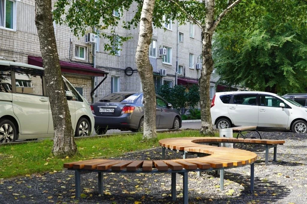 🏡Приемка работ в Уссурийске: два ТОСа завершили благоустройство дворов