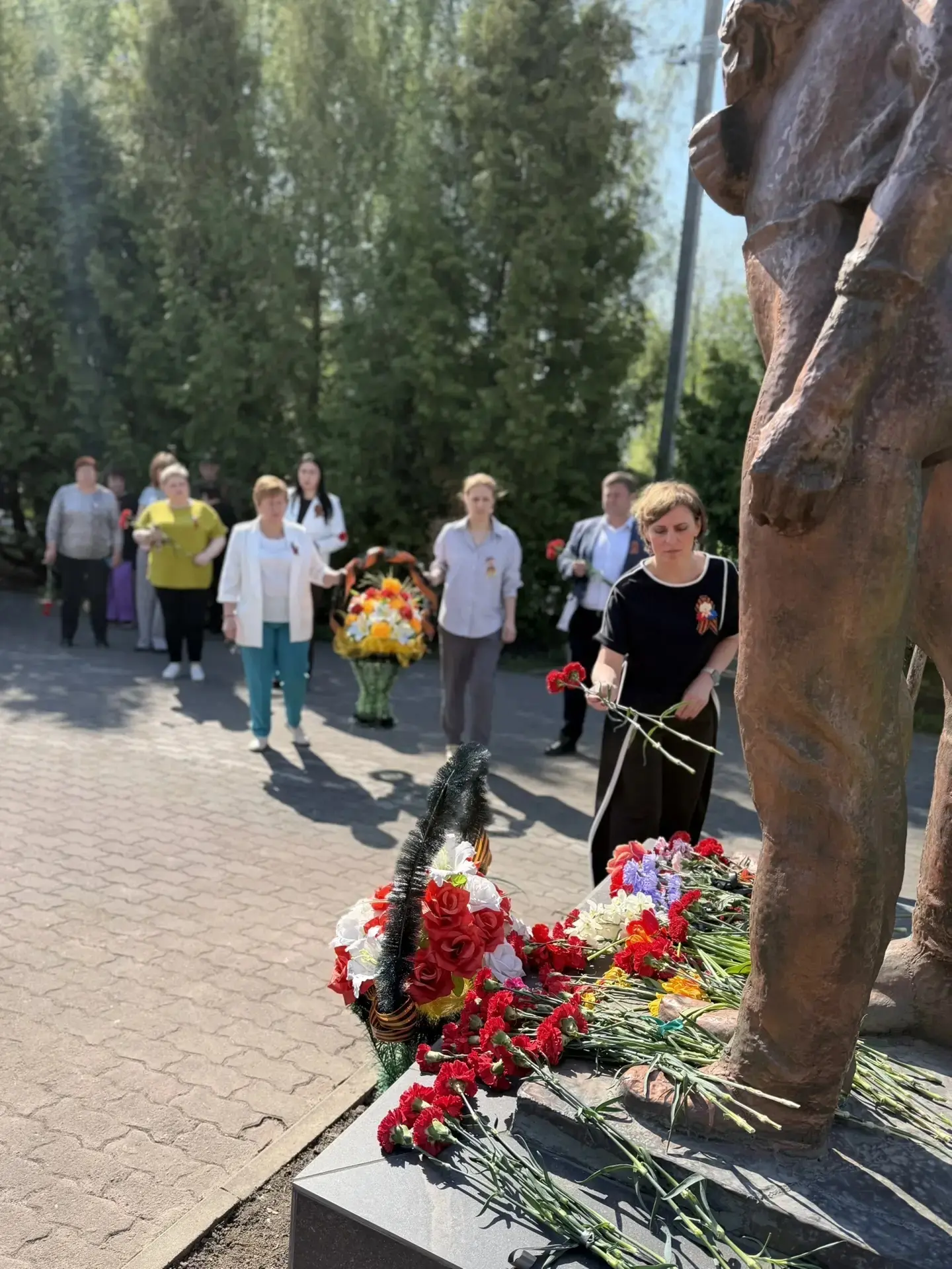 🙏Память поколений🙏  🇷🇺В преддверии Дня Победы у памятника павшим воинам Великой Отечественной войны 