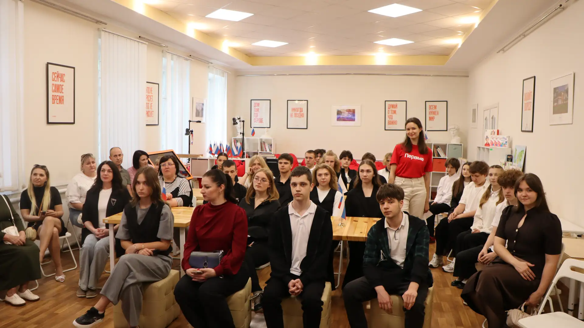 19 мая 2026 года в музее истории города Ровеньки был проведен исторический час «Путешес...