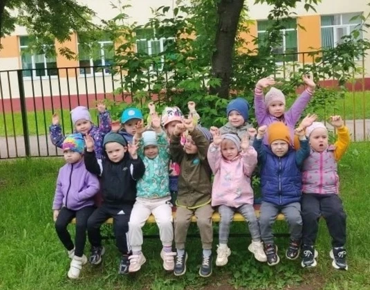 Весело и интересно отметили праздник День защиты детей малыши группы «Рябинка»! 🎉 Весёлые игры и эс