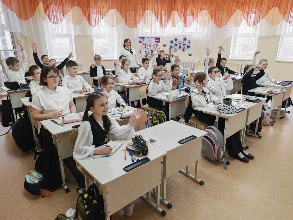 "Народу единство, что птице крылья!" 🇷🇺  🙌 Только посмотрите, какие необыкновенные уроки и внеклассн