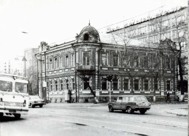 Улица Попова, 1985 год.