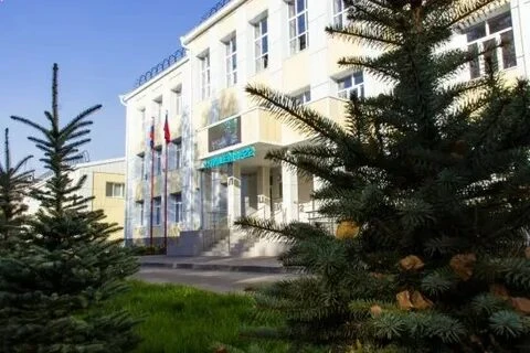 Всем хороших каникул и успешной сдачи экзаменов! 

✨Ксения Богданова - выпускница нашего лицея подел