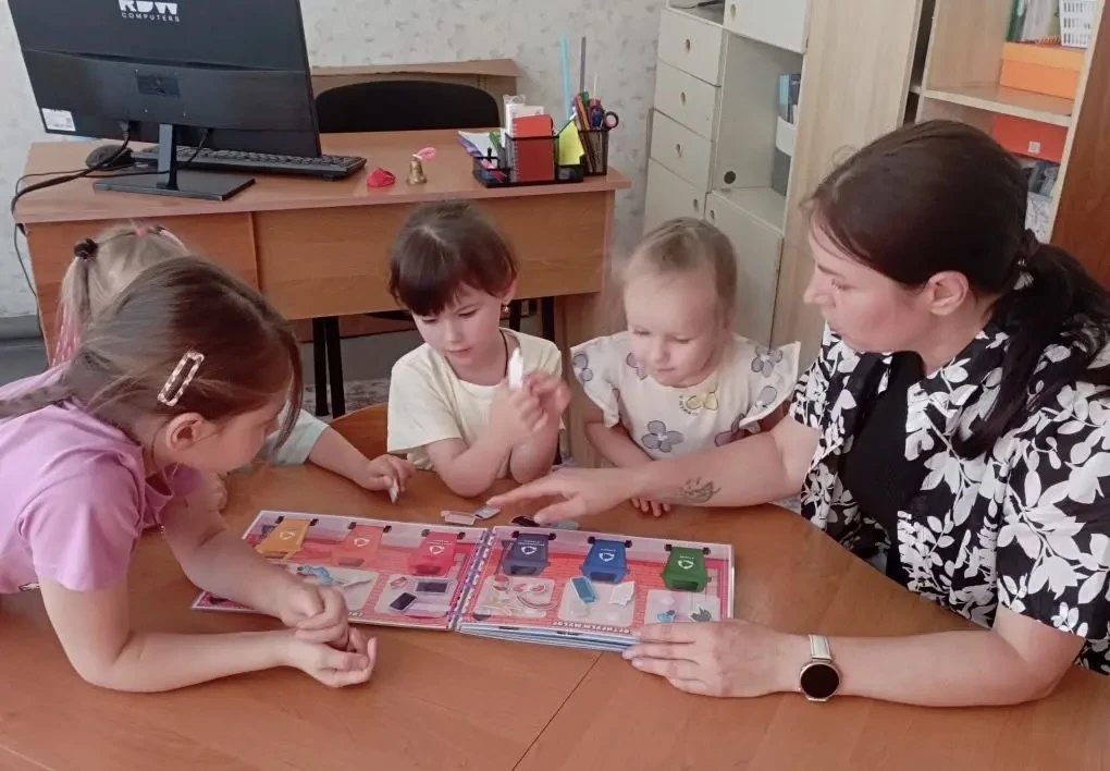🧩«Дели на три»