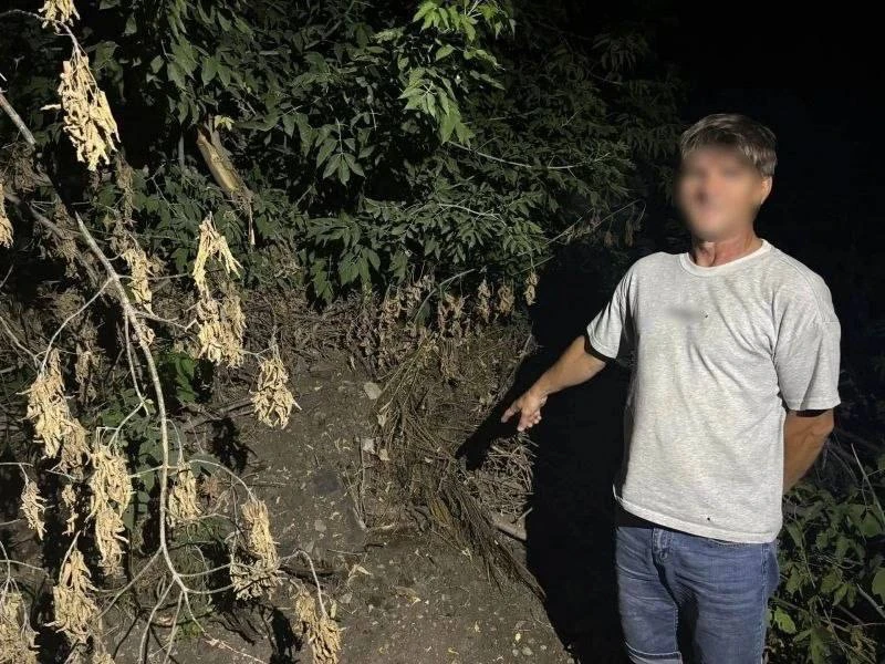 Полицейские Стерлитамака нашли наркотики у двух ранее судимых мужчин.

Первым попался 35-летний жите