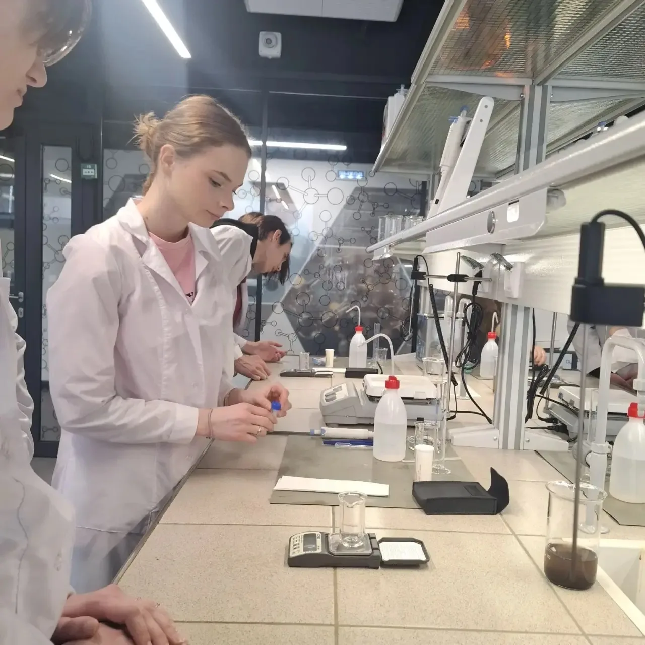 🧲 В гостях у науки!       28 марта учащиеся медицинского класса МБОУ СОШ №2 им. В.В. Дагаева (курато