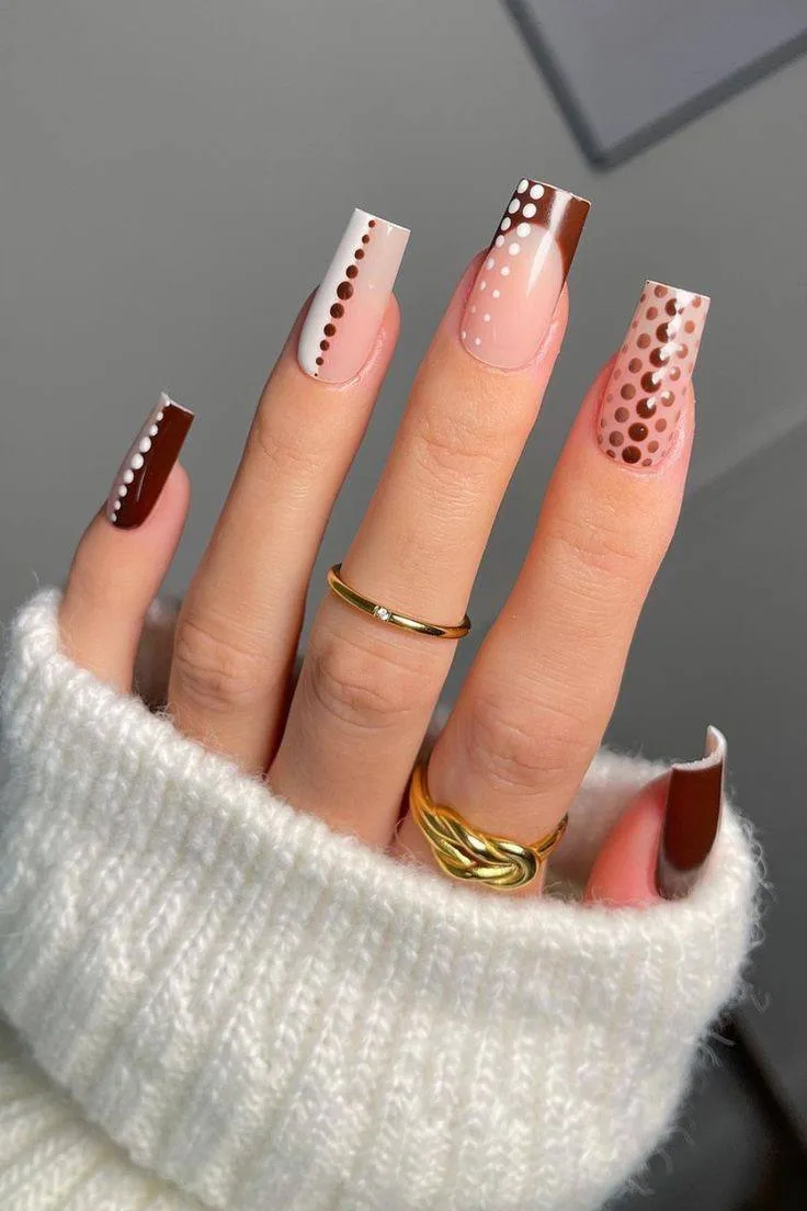 Подборка ногтей

💅 Маникюр