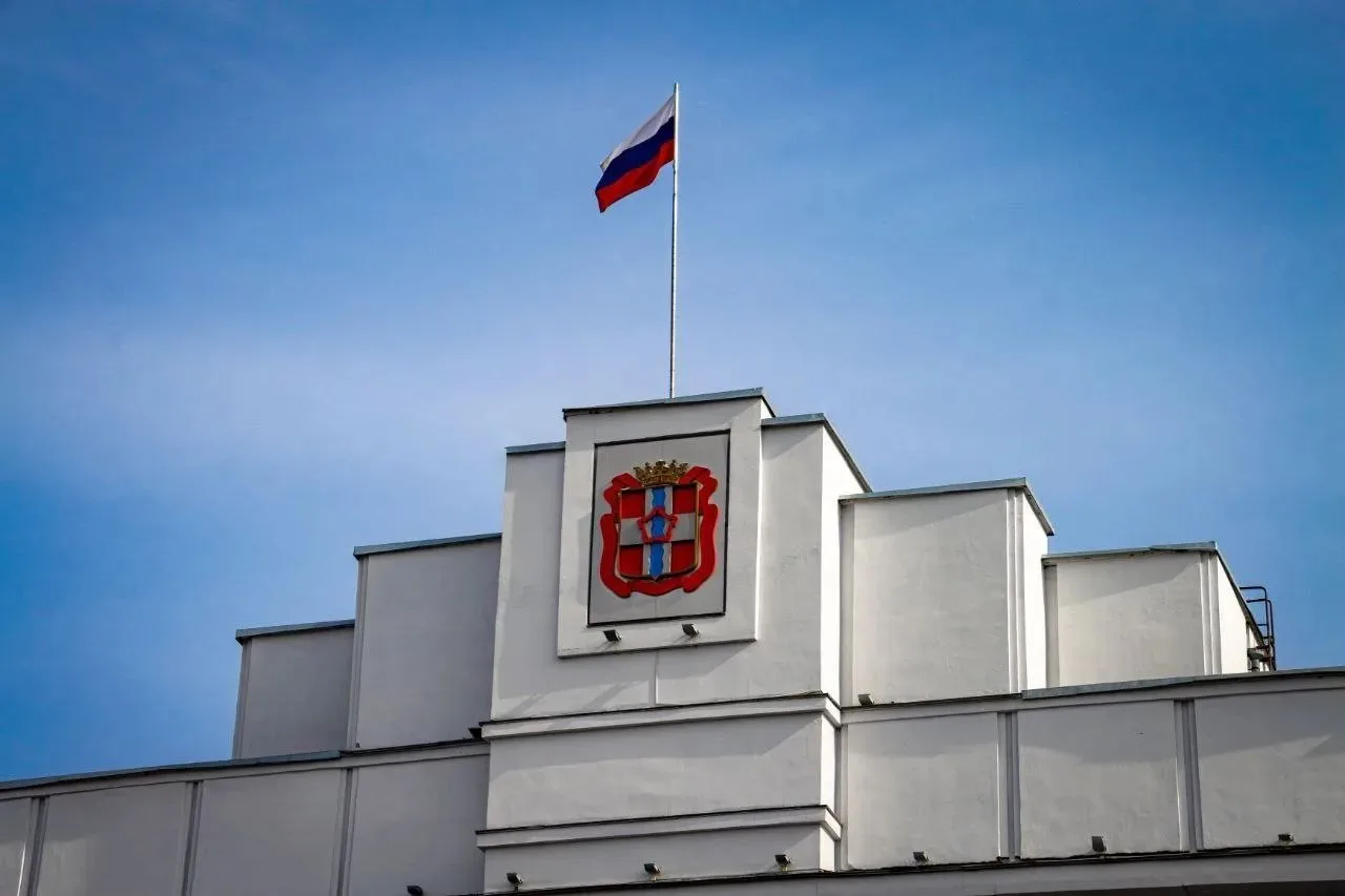 По поручению Виталия Хоценко районам Омской области выделили дополнительные 45 млн рублей на транспо