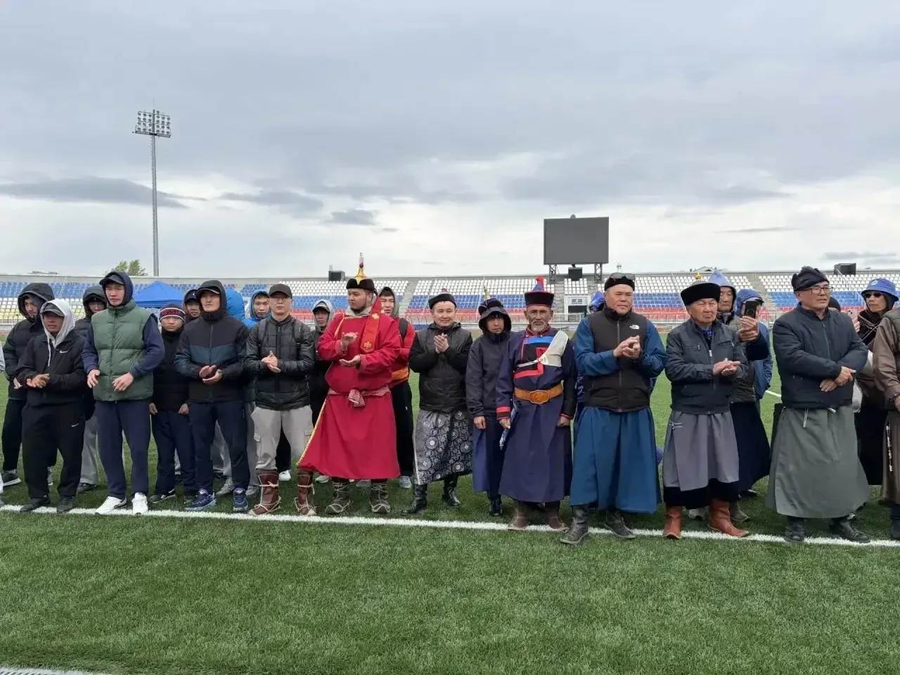 🏆 Сборная Бурятии определилась с участниками Алтарганы по бухэ барилдаан