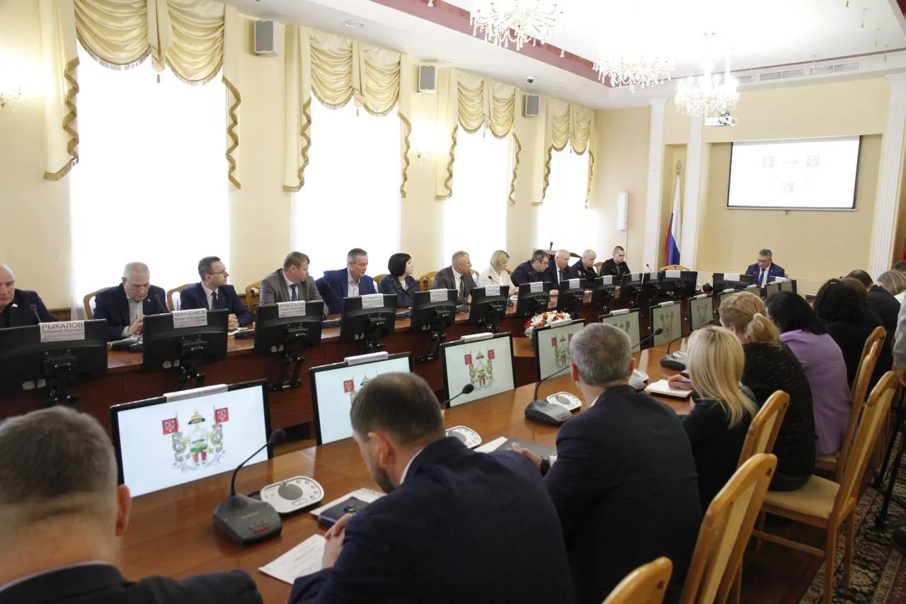 Провёл традиционную общегородскую планерку. Расставил акценты на приоритетах нашей работы и наиболее