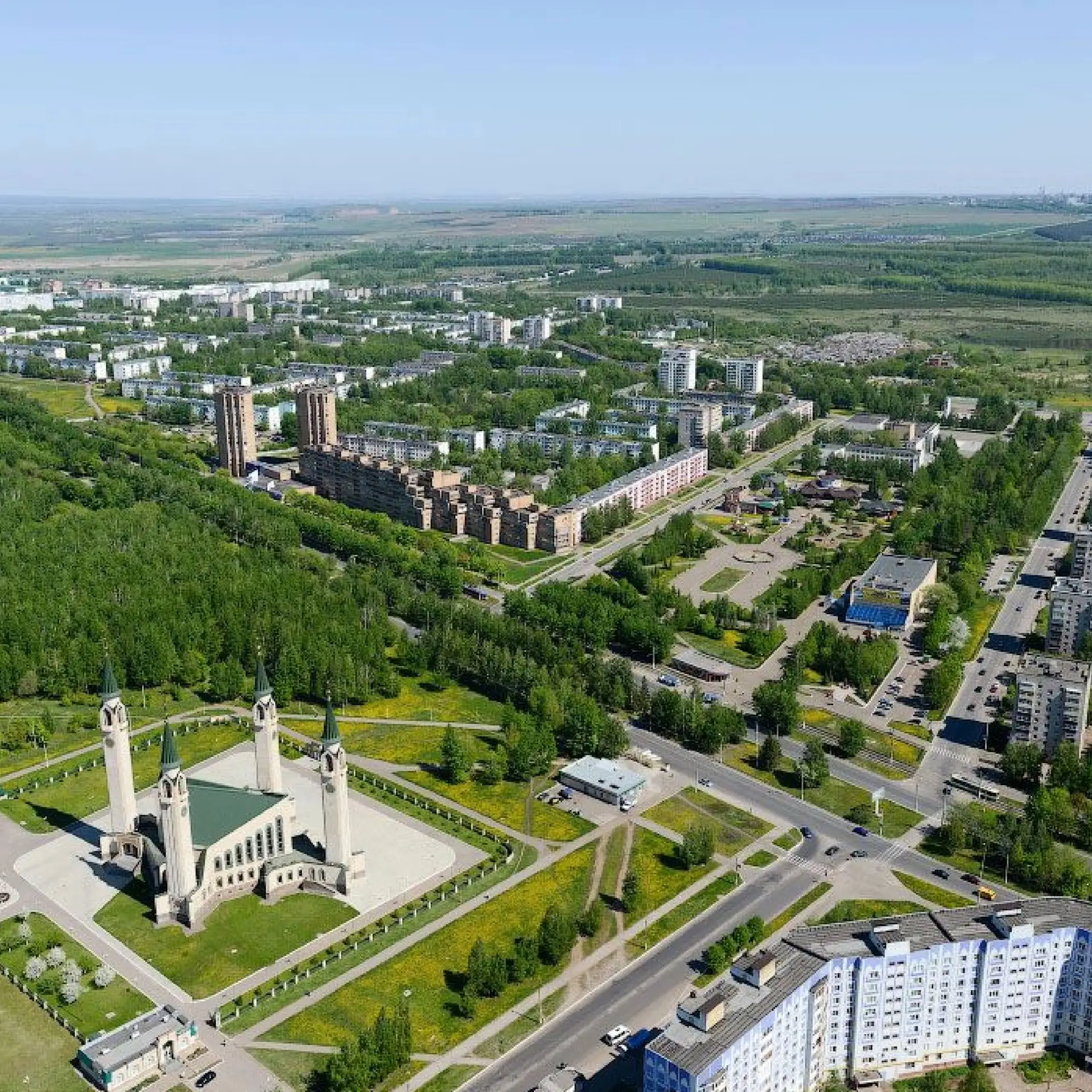 Команда «Бит» поздравляет вас с Днем Республики 💚
