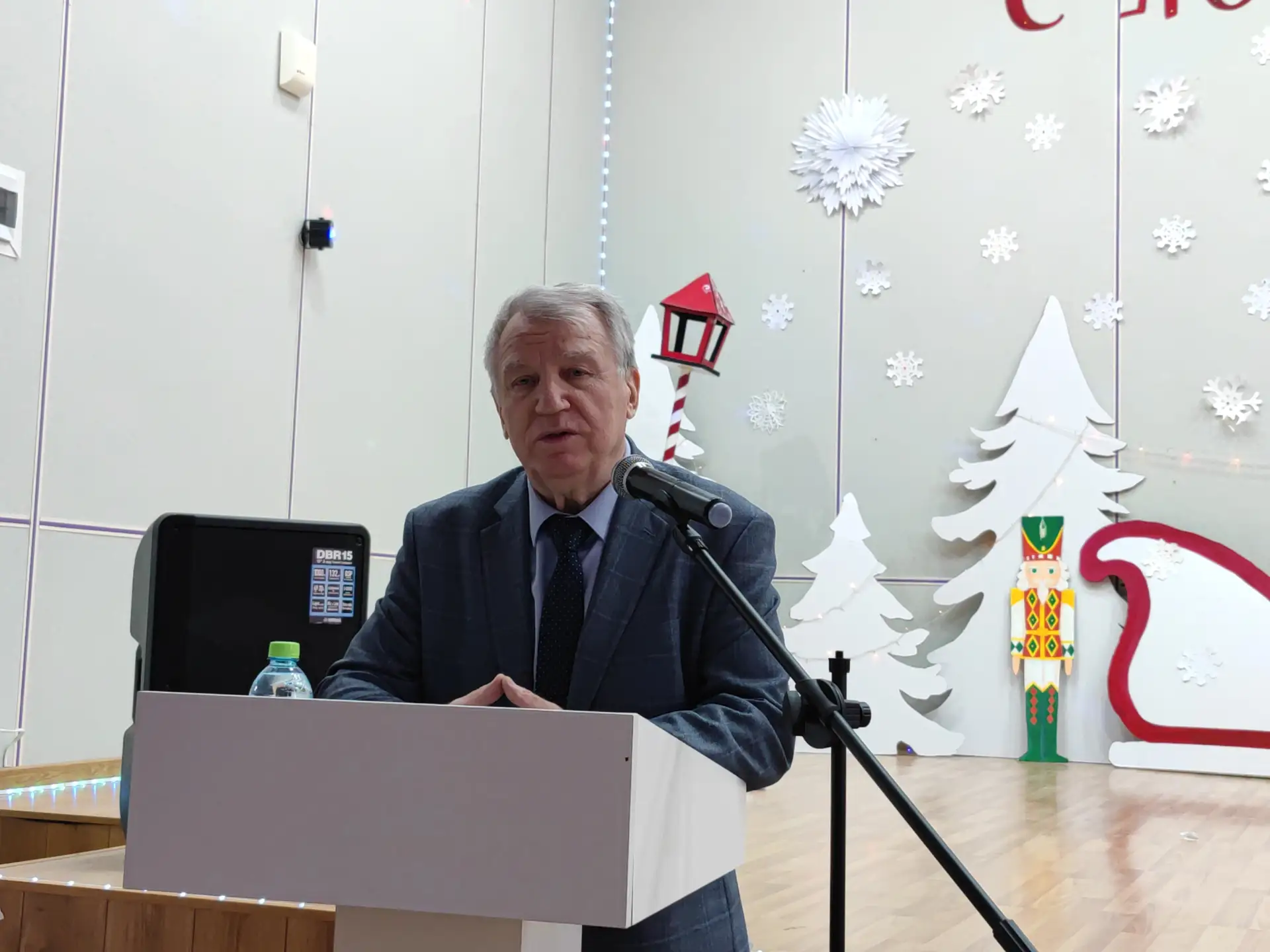Новогодний концерт!🎄  😎 26 декабря наши студенты устроили крутой новогодний концерт для преподавател
