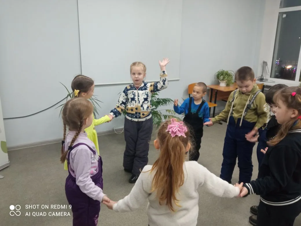 В МБУ «Центр психолого-педагогической, медицинской и социальной помощи» продолжаются за...