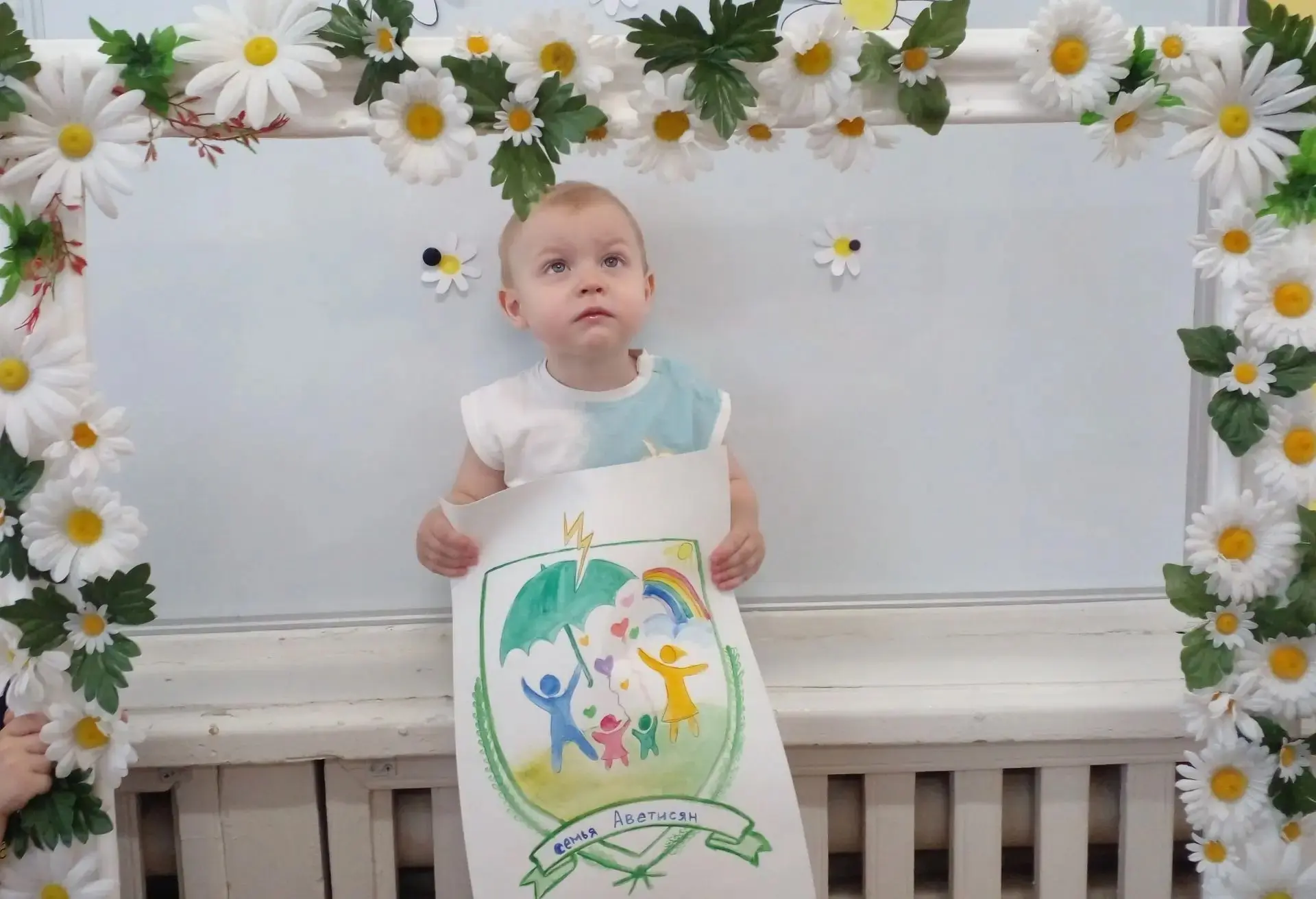 ❤👶Наши малыши из группы «Мальвина» тоже стали активными участниками семейного мастер-класса «Герб м
