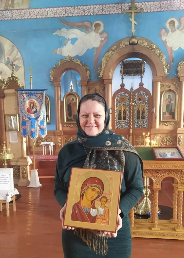 ОНА ПРИНЕСЛА НАПИСАННУЮ ЕЮ КАЗАНСКУЮ ИКОНУ В ХРАМ. И ТАМ ВЫЯСНИЛОСЬ ТО, ЧЕГО ОЛЬГА СОВС...
