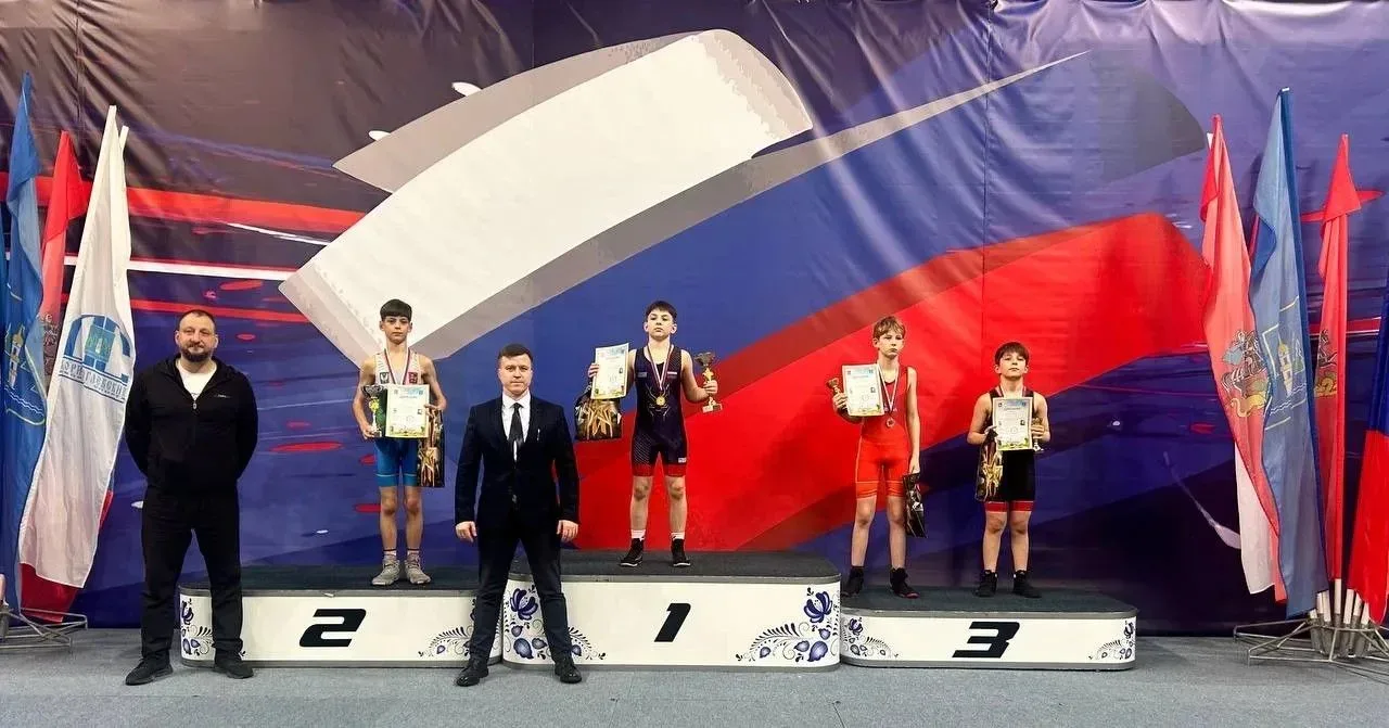 Спортсмены Люберец завоевали восемь медалей на турнире по греко-римской борьбе  🤼 Воспитанники СШОР 