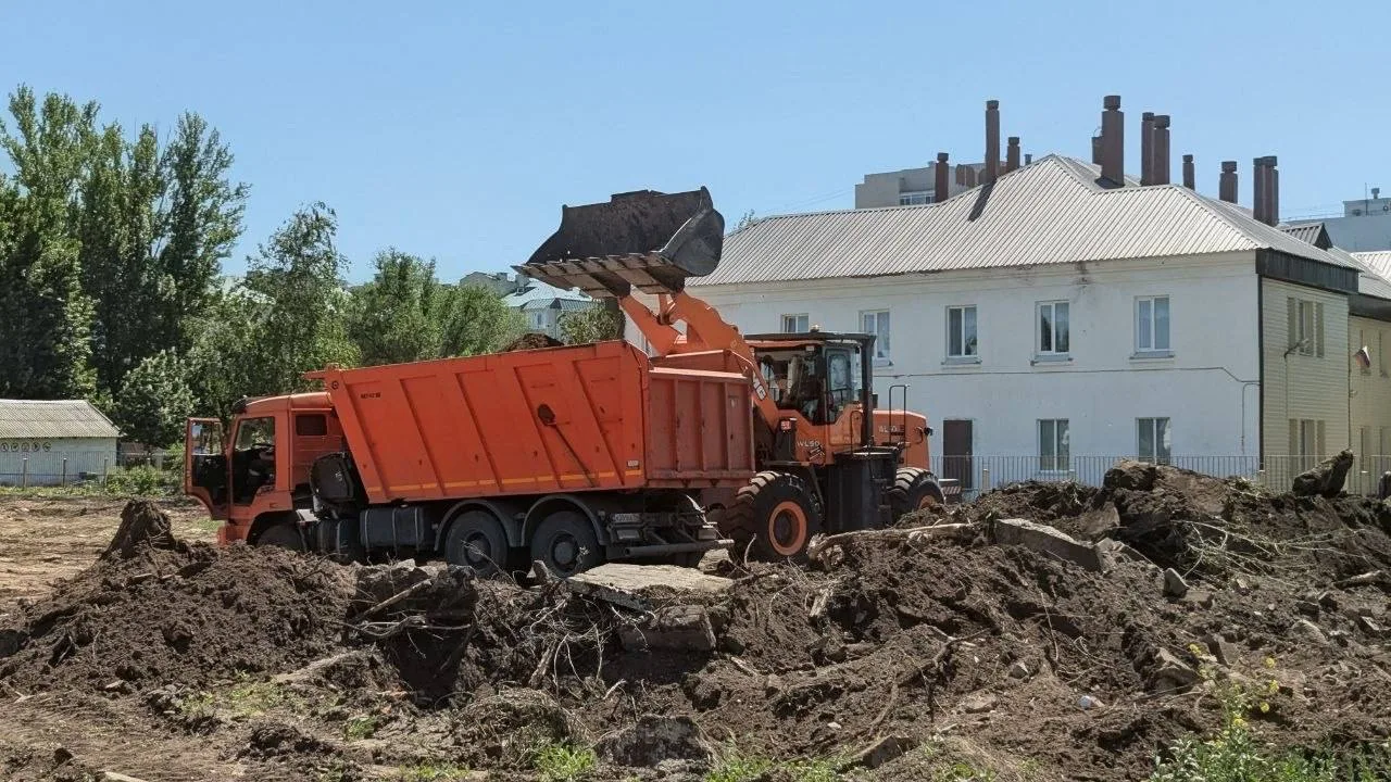 У дома медиков в Балакове появится сквер  Глава Балаковского района Сергей Барулин сообщил в своих с