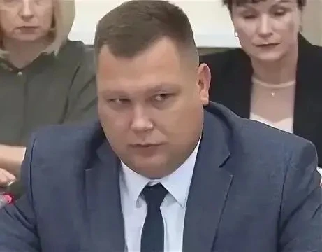 МЭР ЯСИНСКИЙ: СКОРО В РЯЗАНИ ОТРЕМОНТИРУЮТ 12 КМ ДОРОГ. ВЕРИМ?    На этой неделе (уже среда!) в Ряза