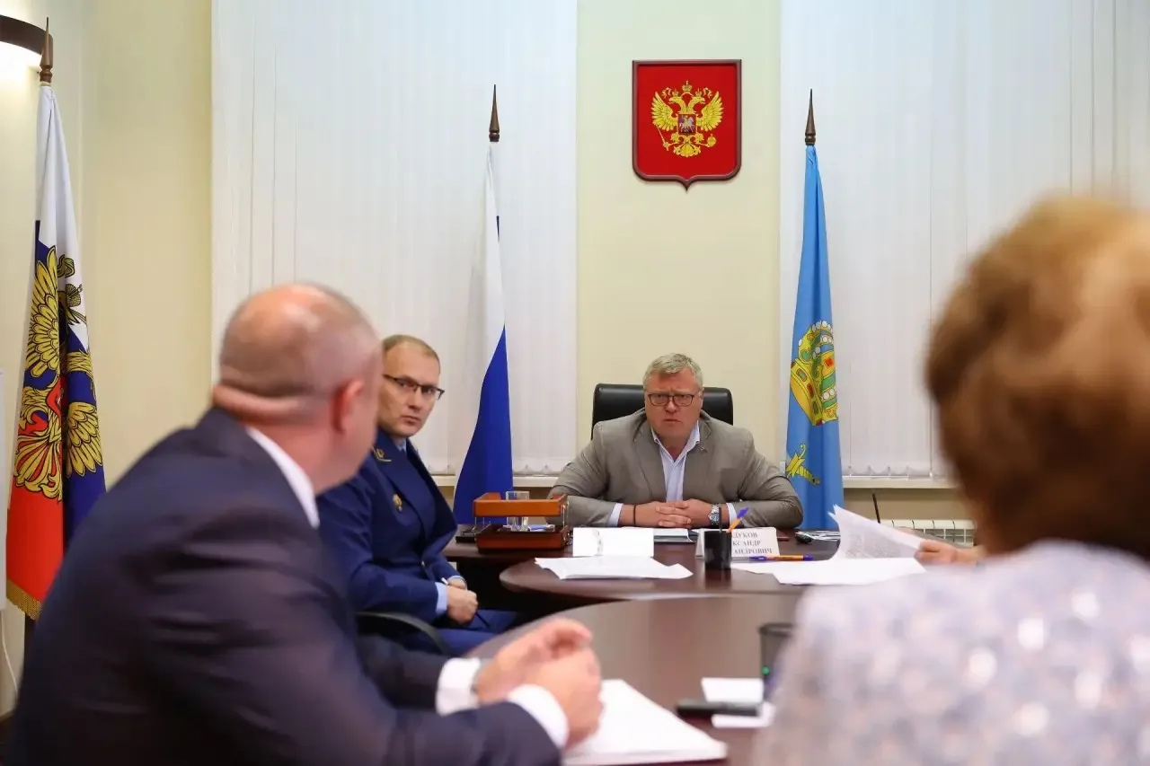 Безопасные дороги и новые зоны отдыха появятся в астраханских населенных пунктах до кон...