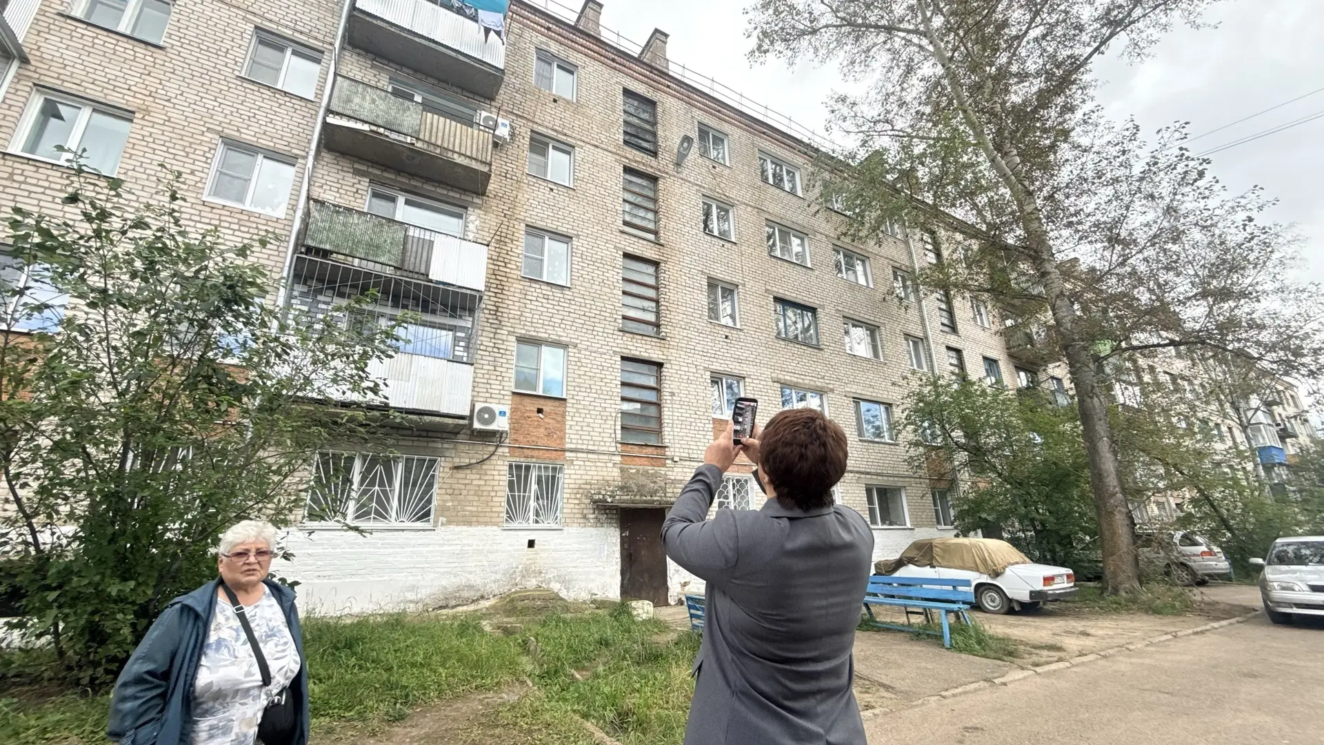 🔍По обращениям граждан оперативно выехали на осмотр многоквартирных домов.