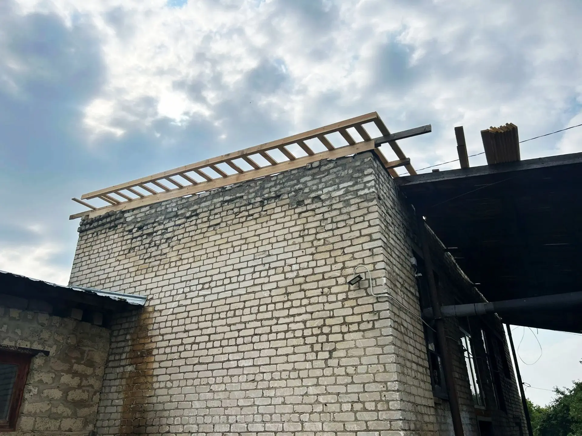 В городе Урень на котельной по адресу ул. Коммунистическая стартовали работы по ремонту...